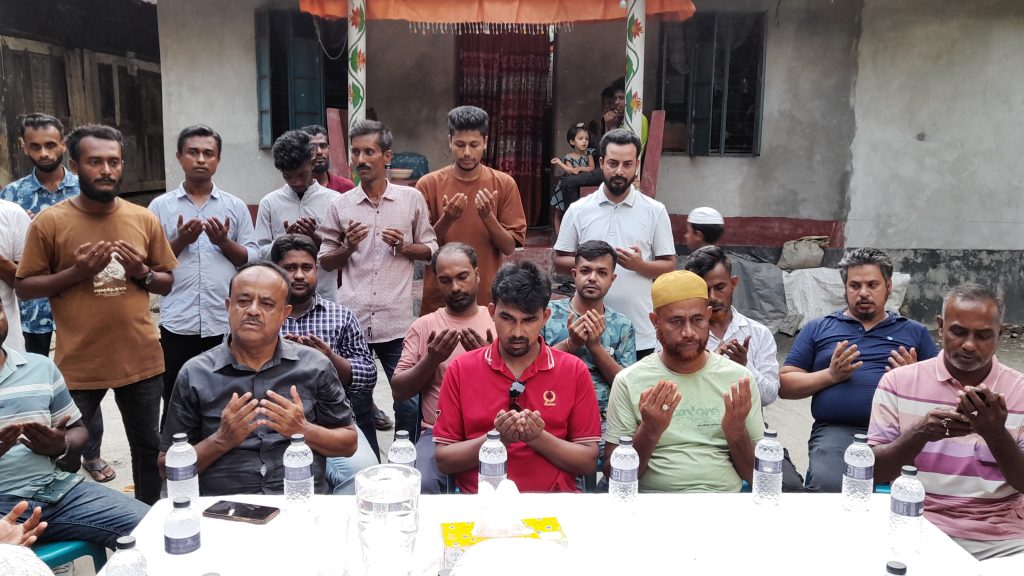 রাস্তার কাজের উদ্বোধন করলেন এসি ল্যান্ড ও পৌর প্রশাসক